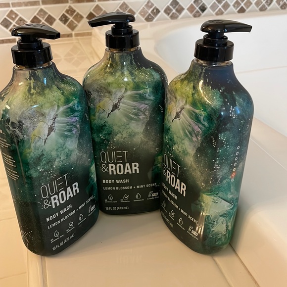 Quiet and roar Bath & Body Three Bottles Quiet And Roar Body Wash